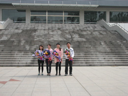2011奖学金获奖学员南财合影